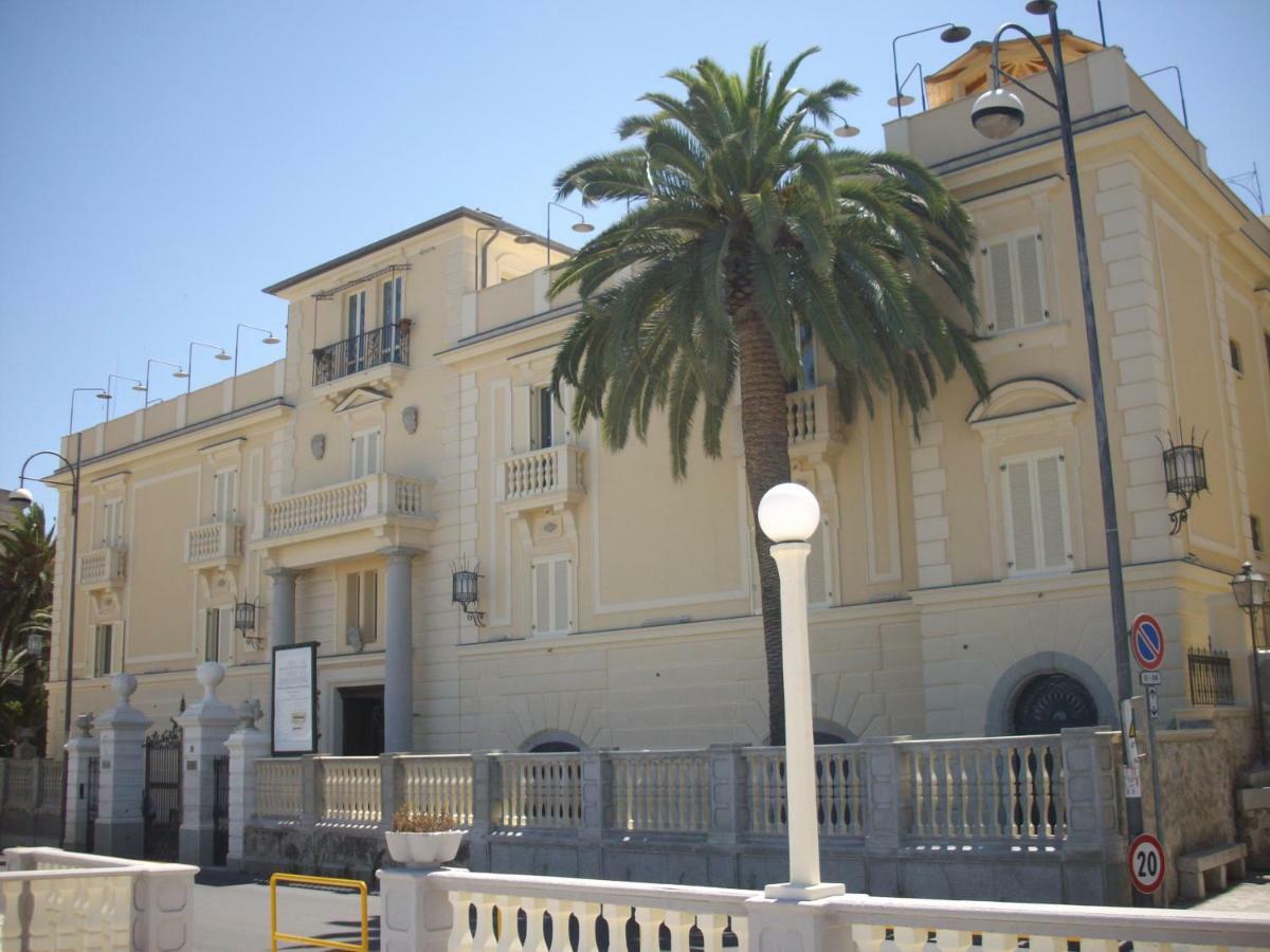 Hotel San Vincenzo Soverato Marina Extérieur photo
