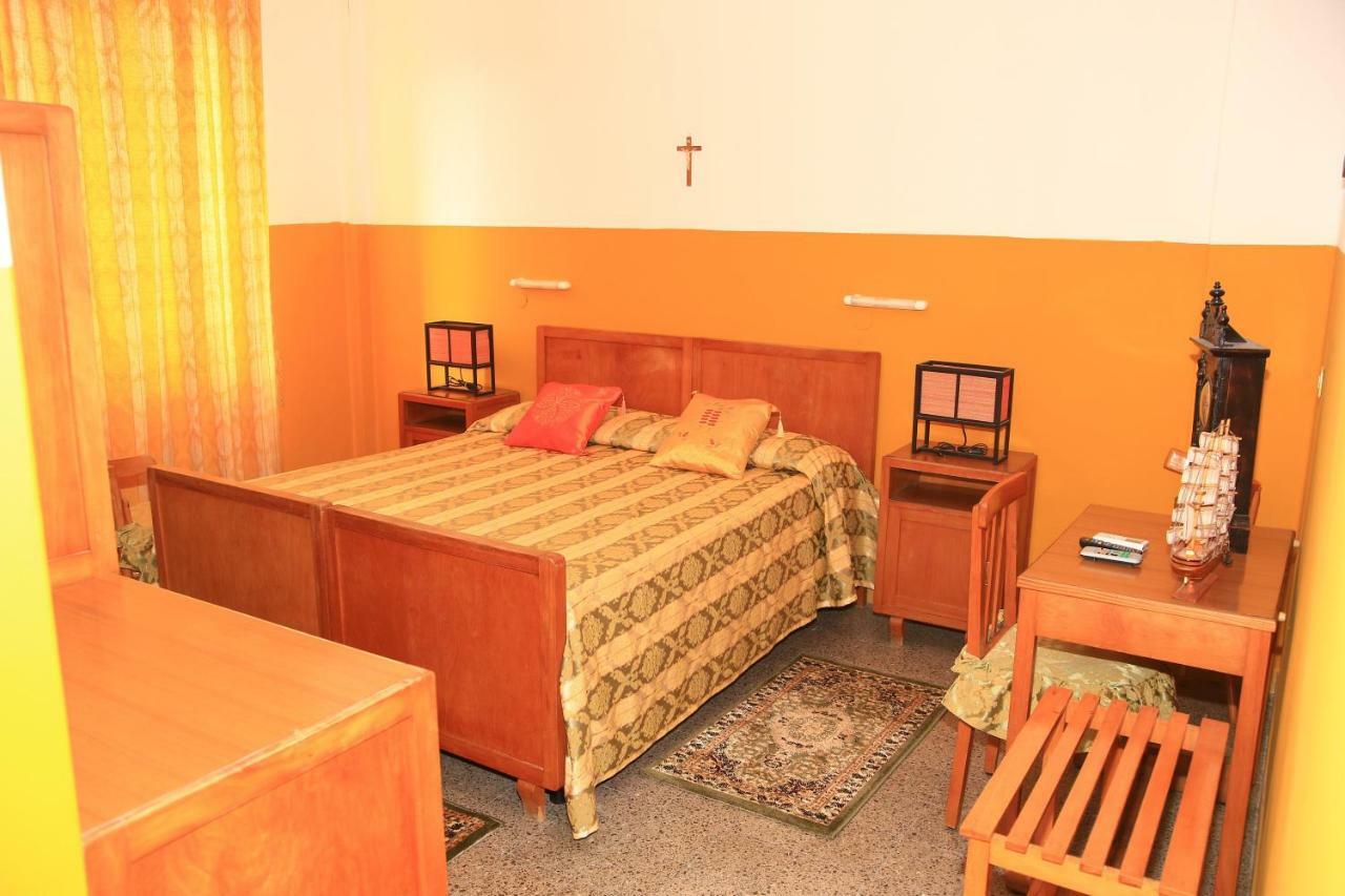 Hotel San Vincenzo Soverato Marina Extérieur photo